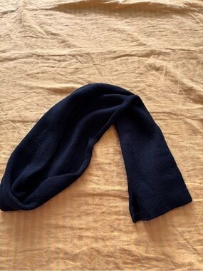 Lululemon men’s merino wool scarf